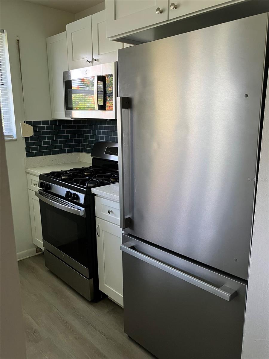 5660 80TH ST N #D205 — photo 8