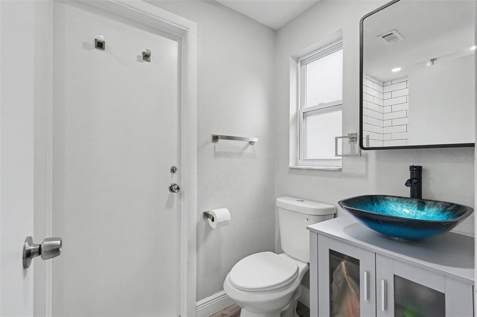 1340 WILLIAMS DR — photo 31