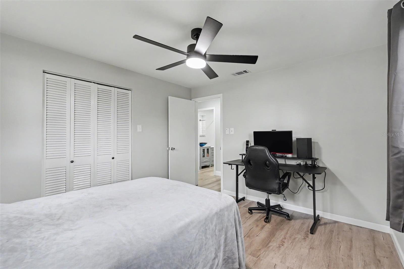 1340 WILLIAMS DR — photo 26