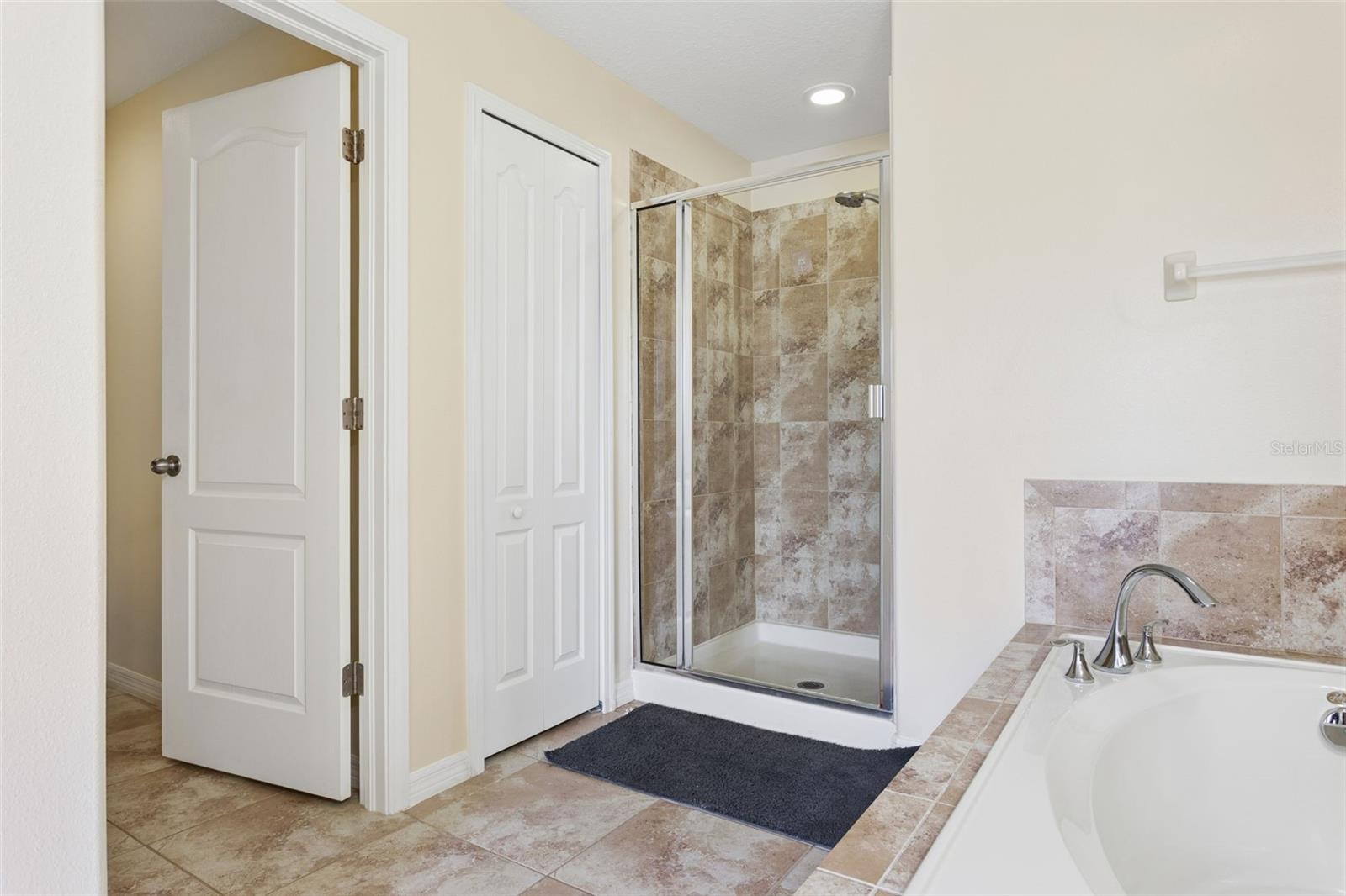 20220 POND APPLE LN — photo 23