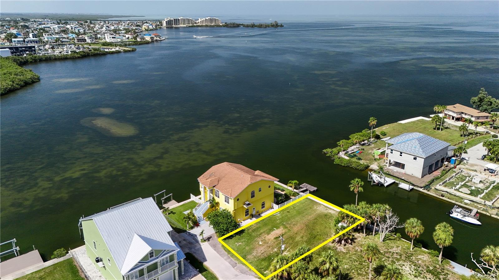 1 SEAVIEW BLVD — photo 7