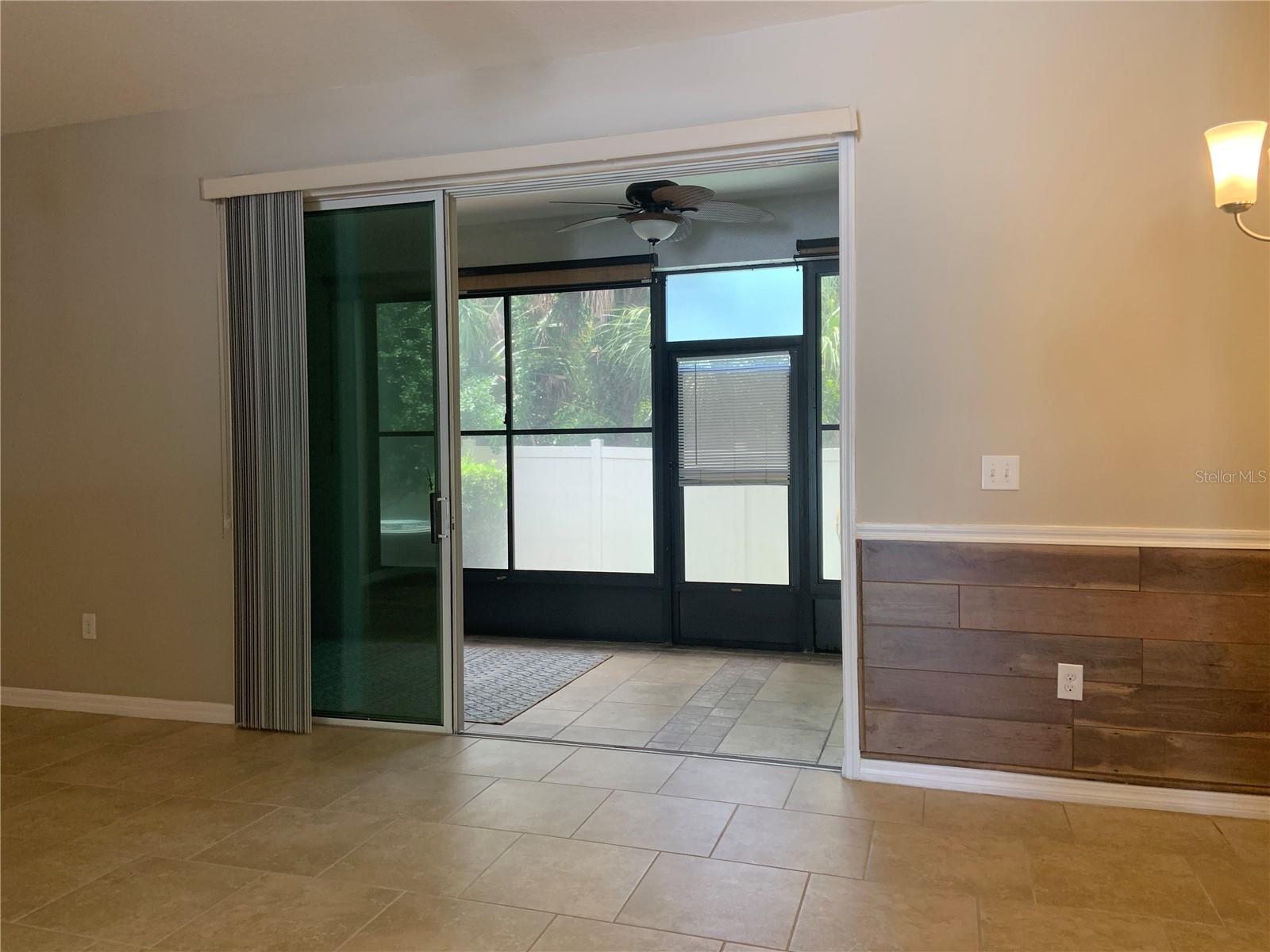 6461 BAYTOWN DR — photo 12