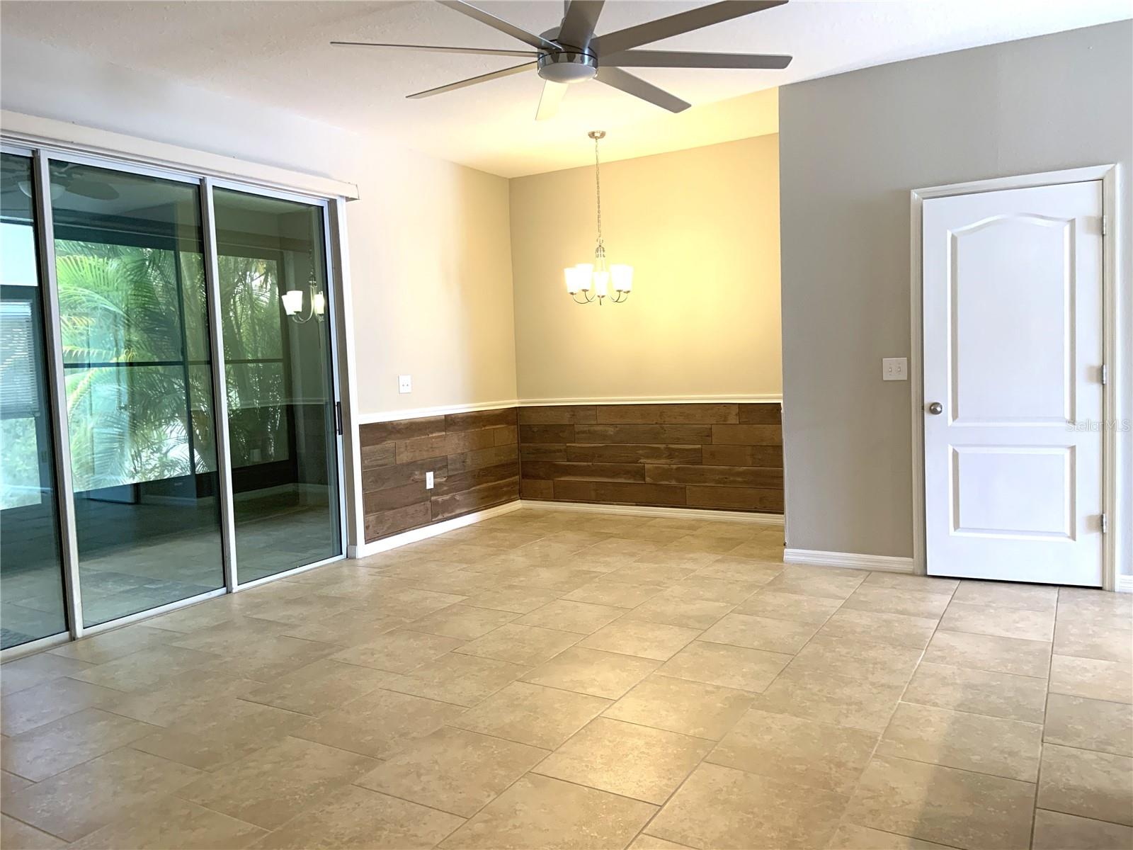 6461 BAYTOWN DR — photo 10