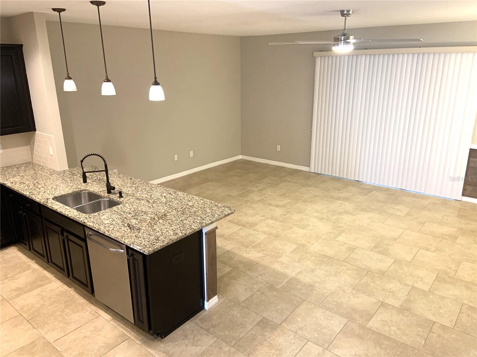 6461 BAYTOWN DR — photo 5
