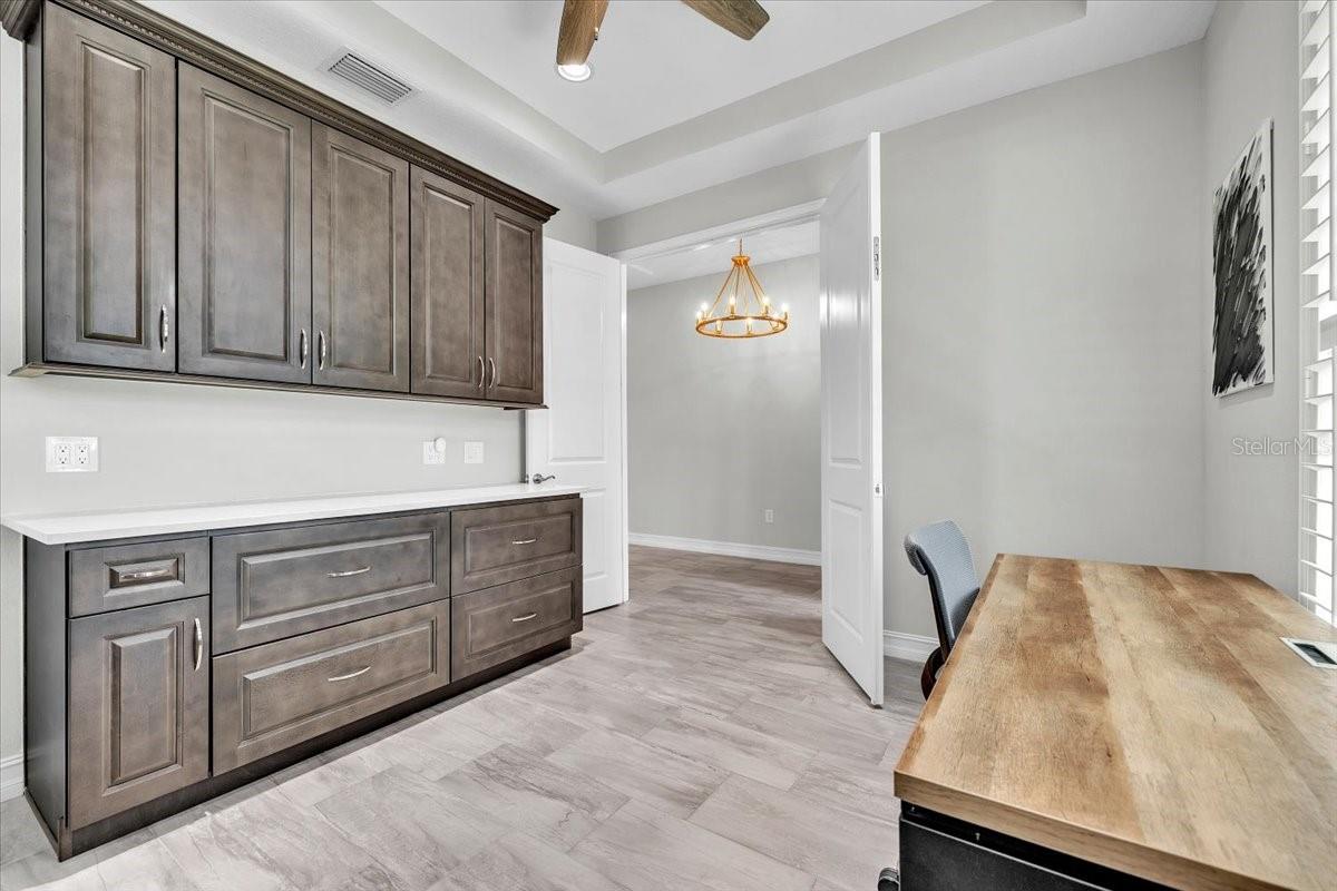 17923 BARN CLOSE DR — photo 20