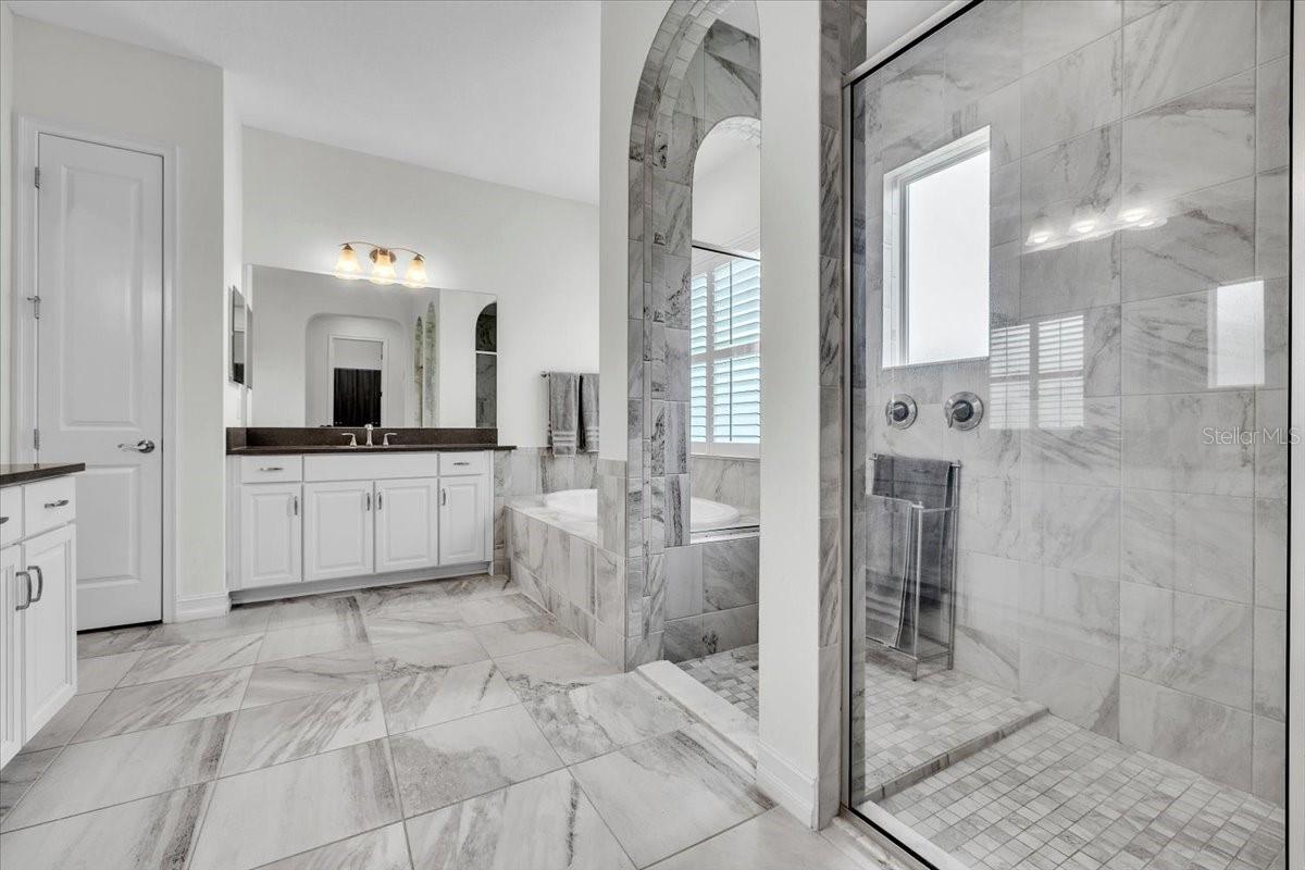 17923 BARN CLOSE DR — photo 27
