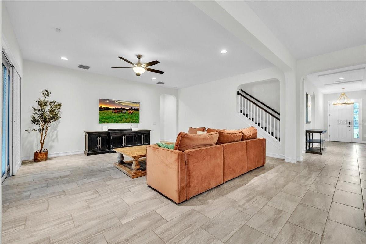 17923 BARN CLOSE DR — photo 4