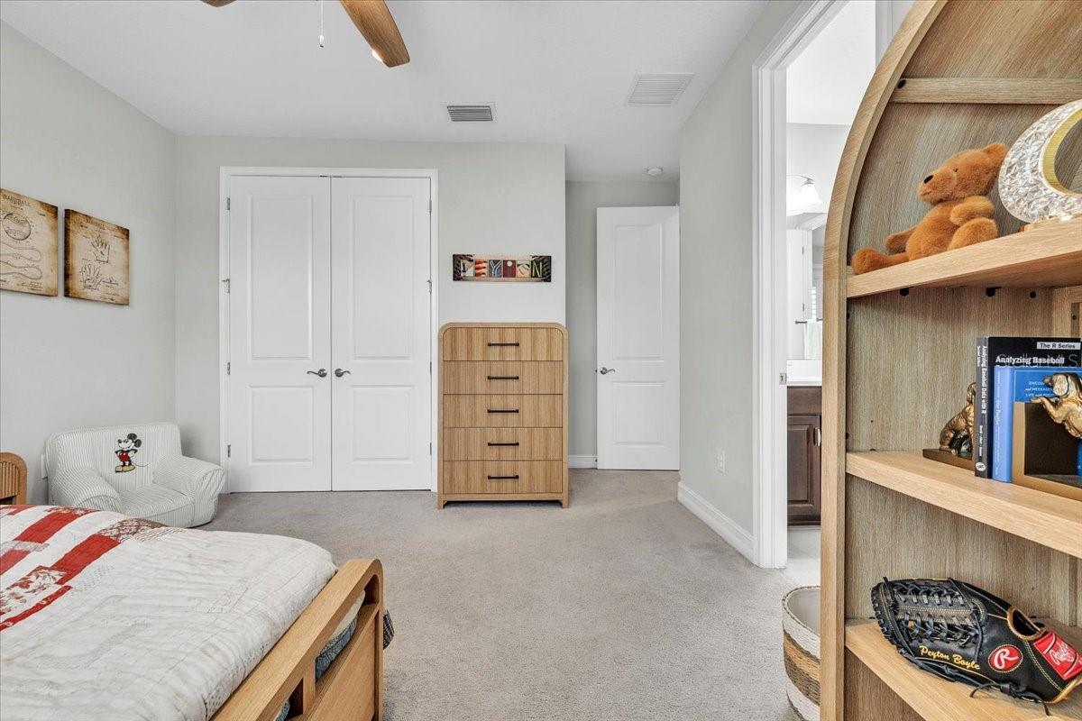 17923 BARN CLOSE DR — photo 42