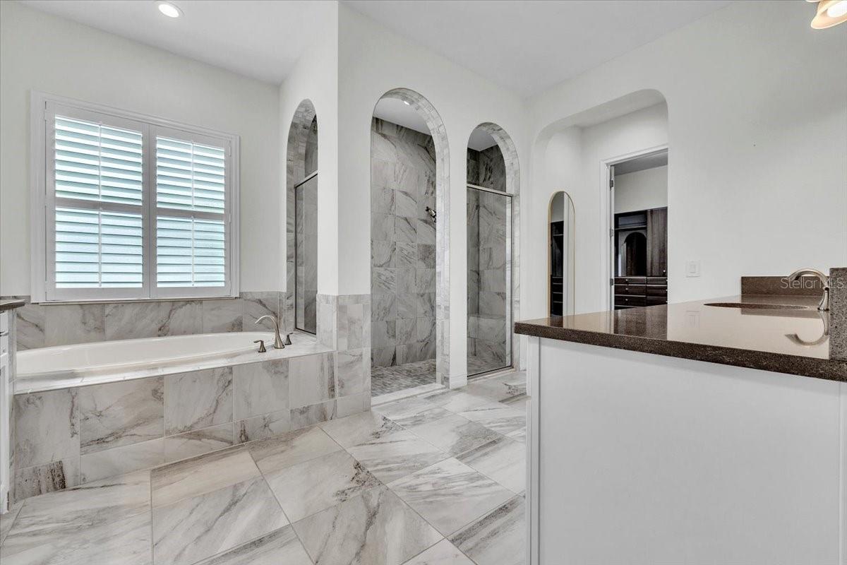 17923 BARN CLOSE DR — photo 28