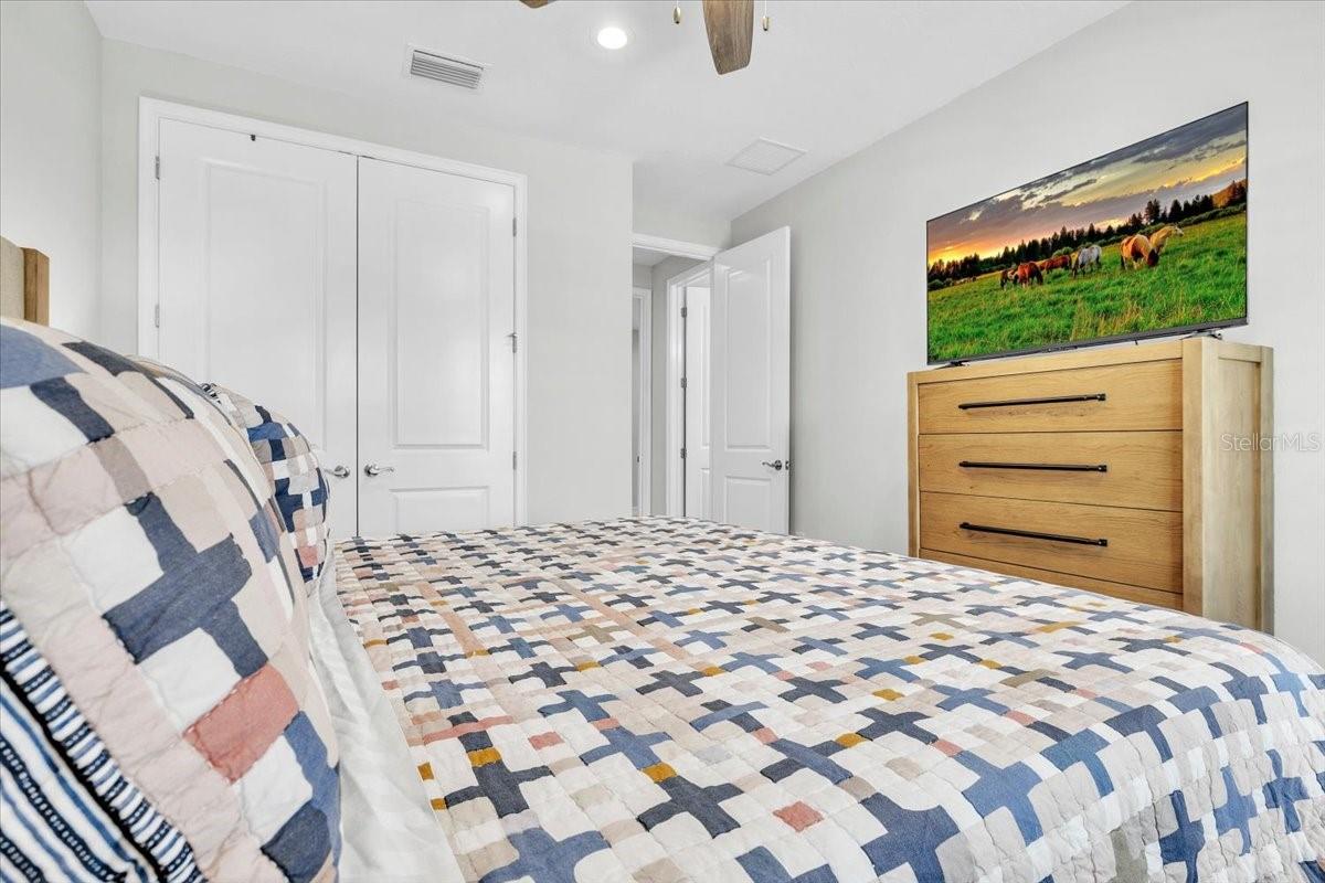 17923 BARN CLOSE DR — photo 48