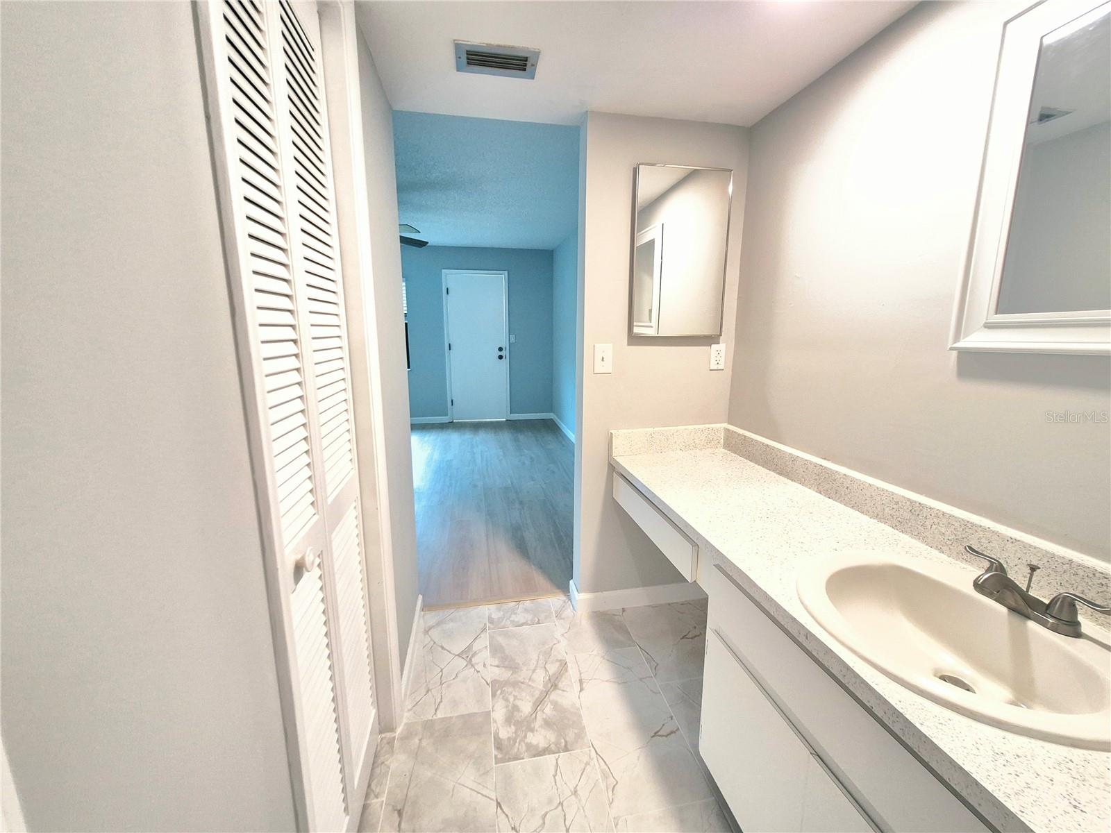 222 CARYL WAY — photo 34