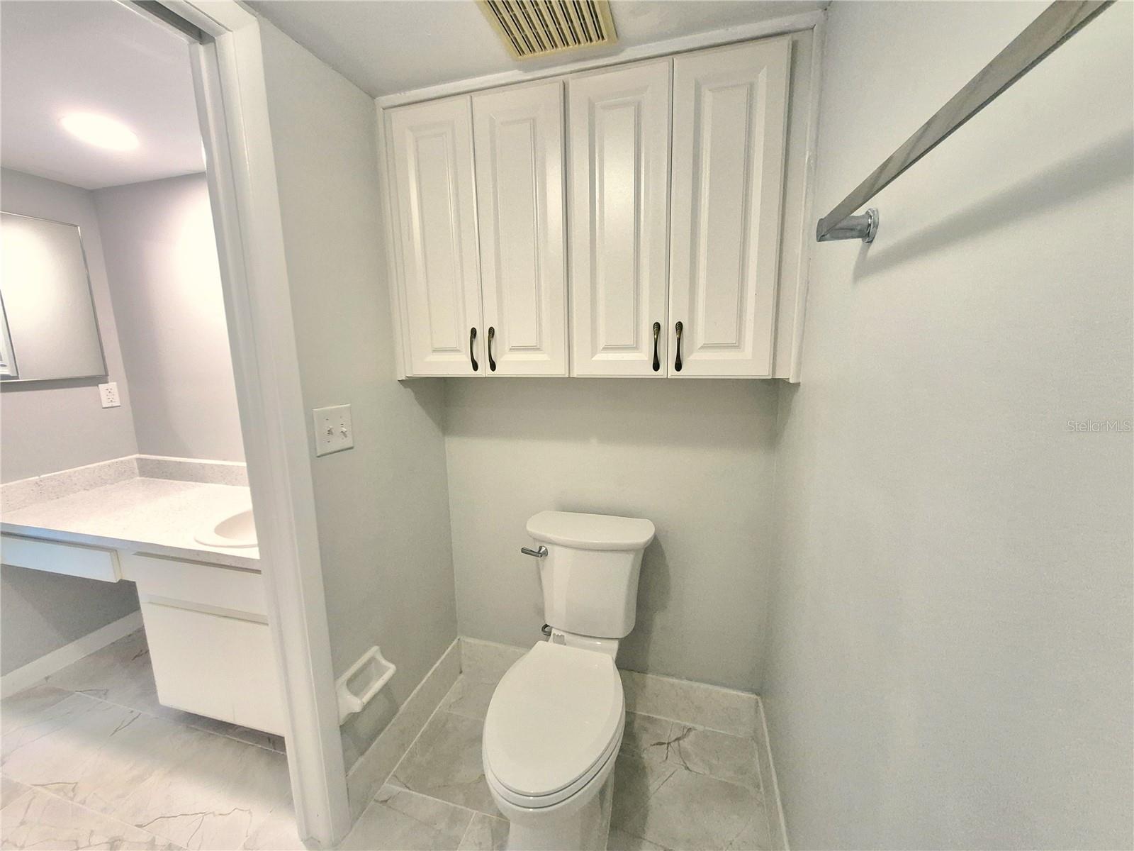 222 CARYL WAY — photo 37