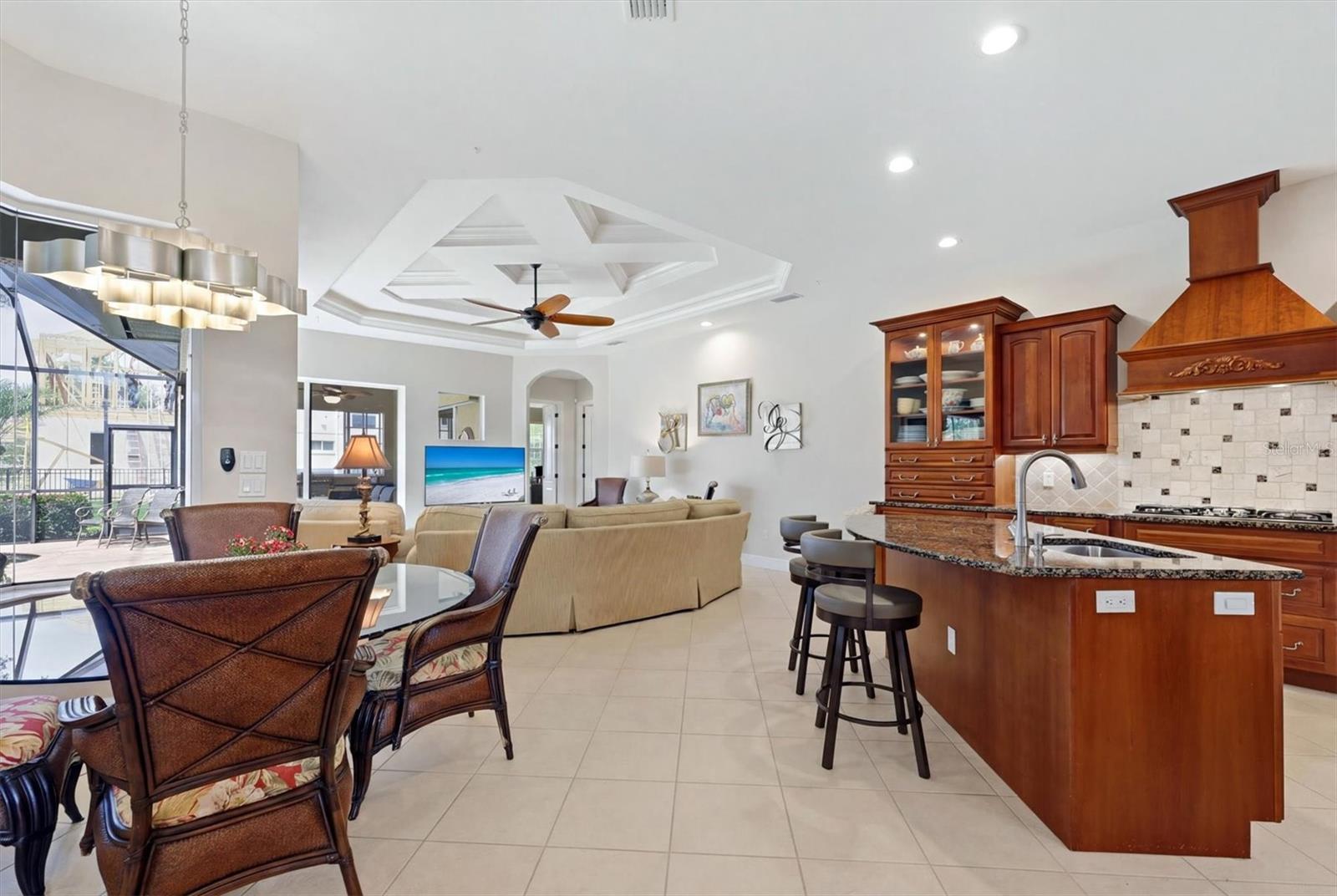 6806 DOMINION LN — photo 15