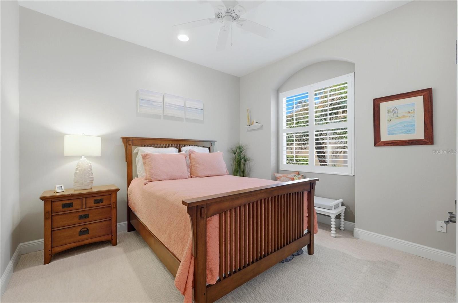 6806 DOMINION LN — photo 31