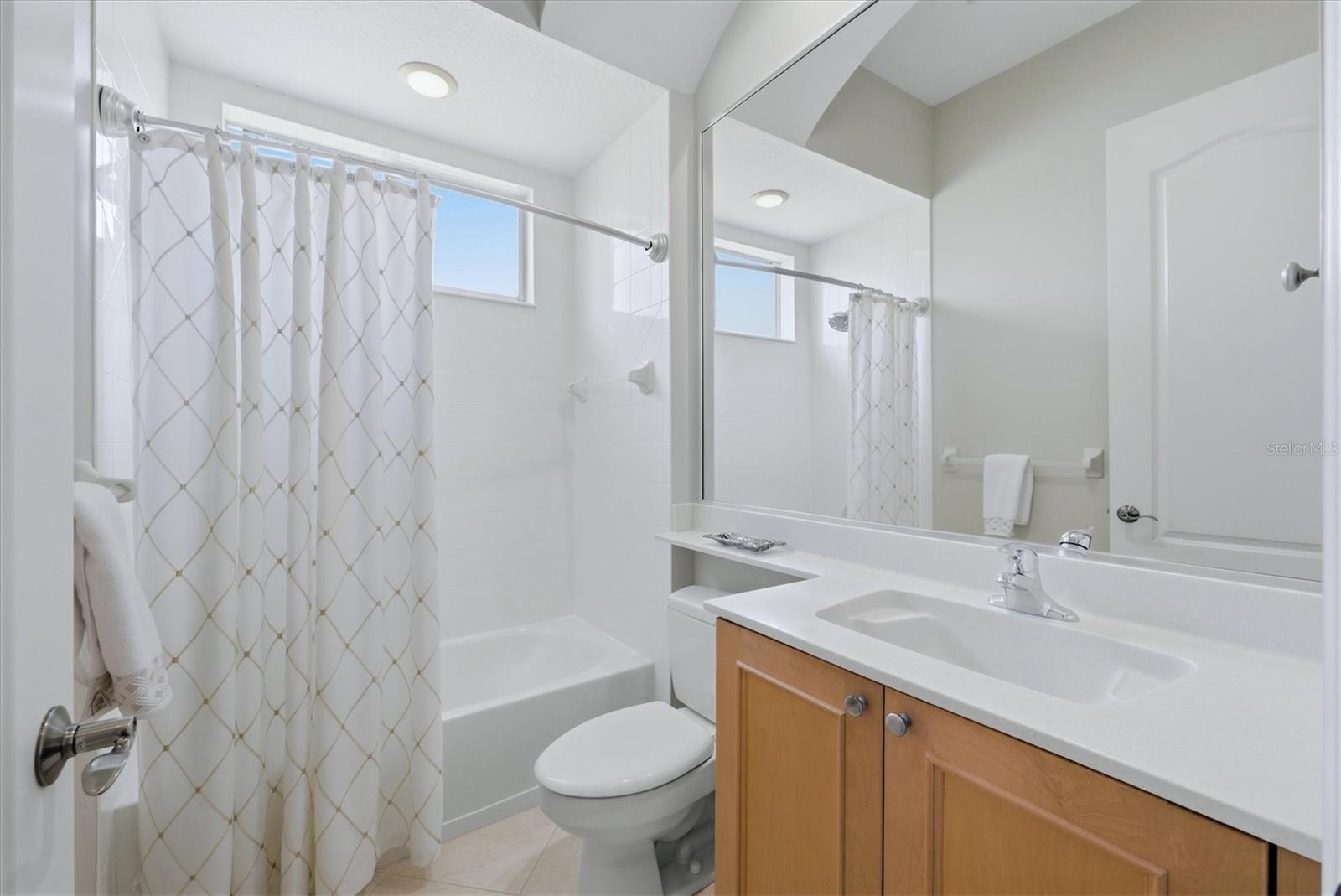 6806 DOMINION LN — photo 33