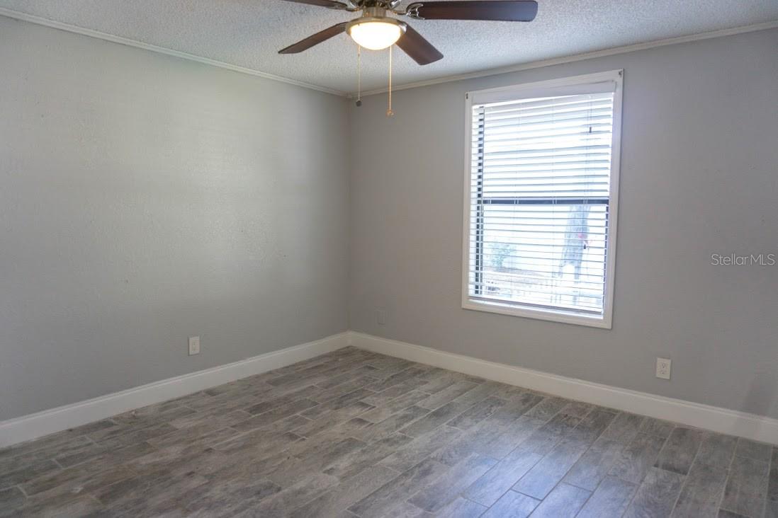 1400 STRAWBERRY PL #12 — photo 6