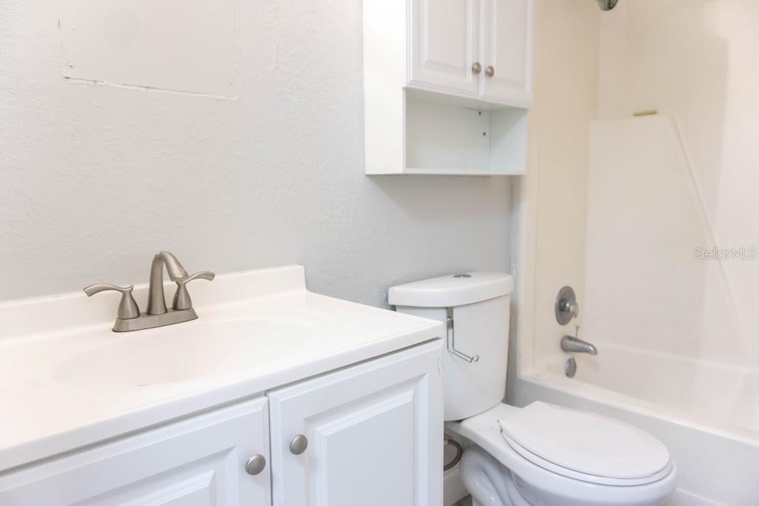 1400 STRAWBERRY PL #12 — photo 8