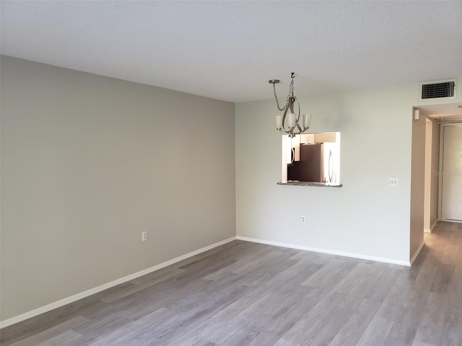 549 LAKESIDE DR #549 — photo 7
