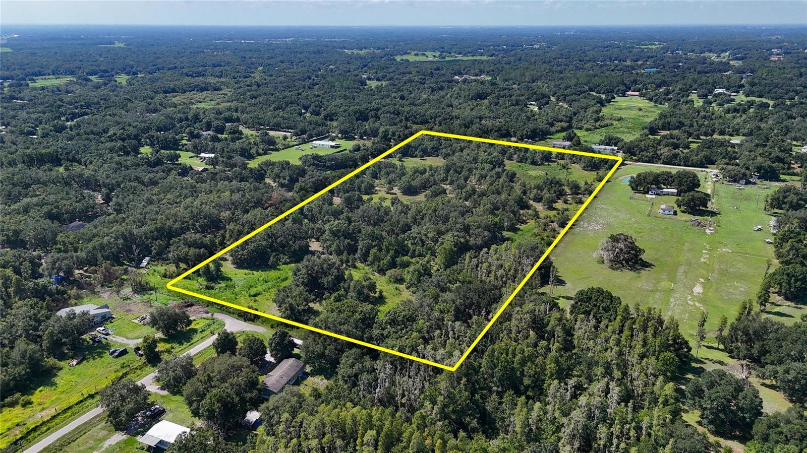 RED HAWK LN — photo 13