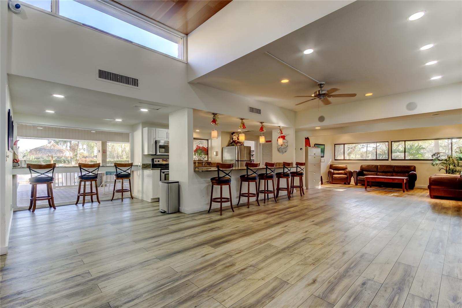 2614 COVE CAY DR #409 — photo 32