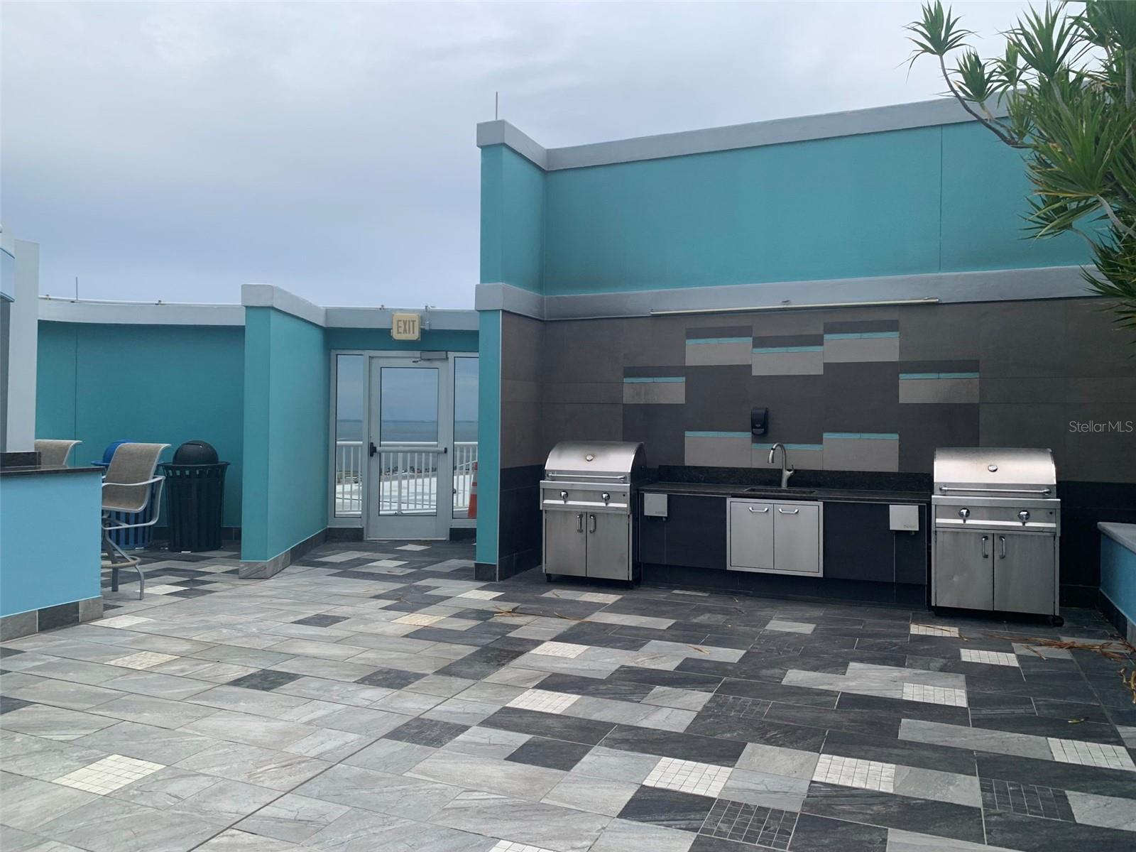 1 BEACH DR SE #1907 — photo 19