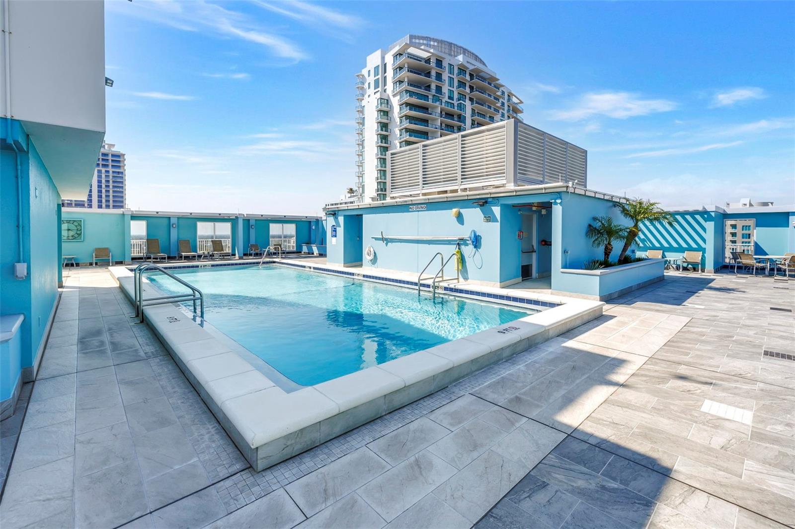 1 BEACH DR SE #1907 — photo 4