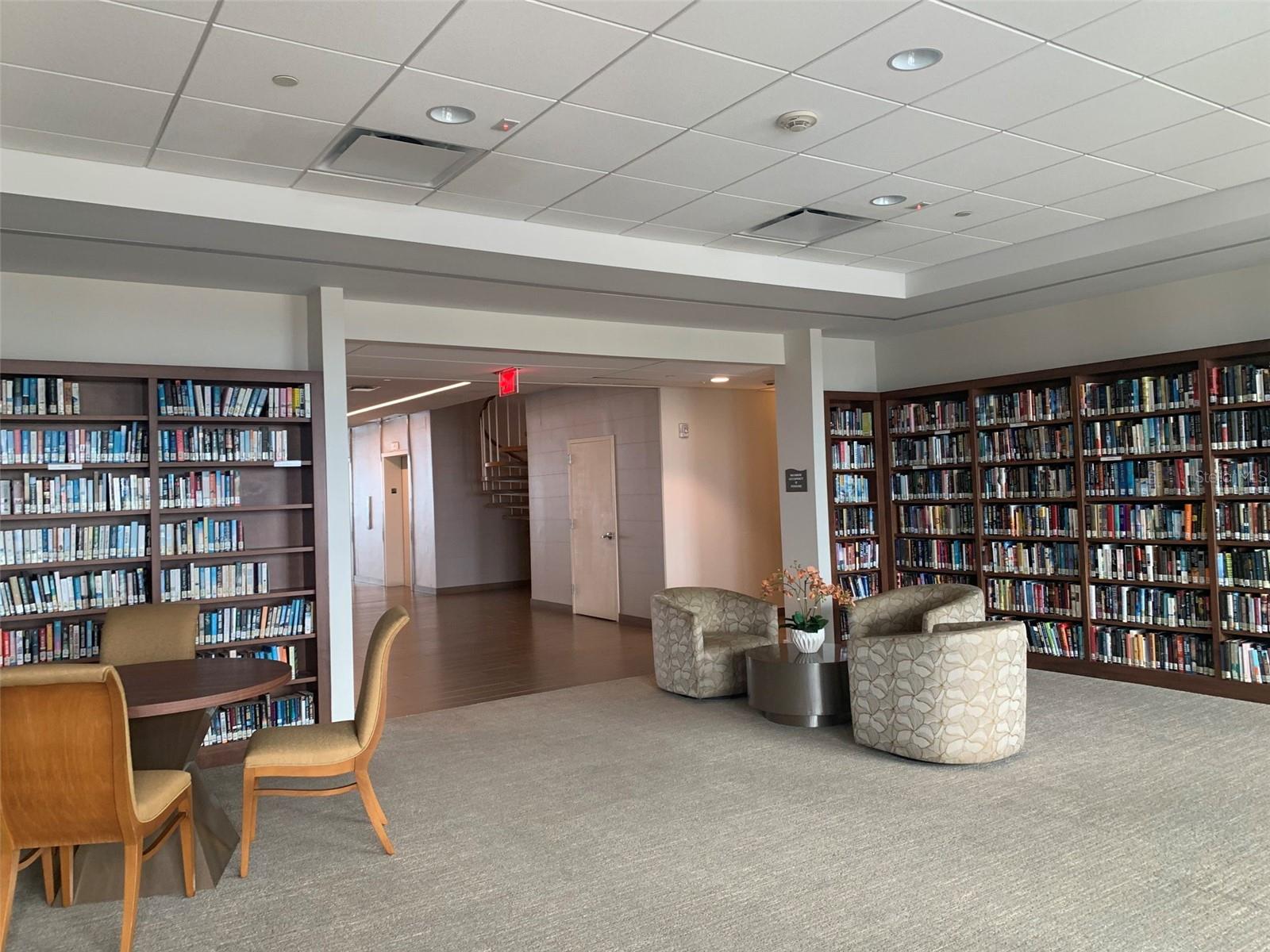 1 BEACH DR SE #1907 — photo 14