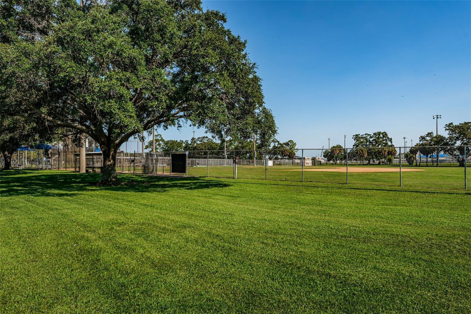 2117 LAKEWOOD CLUB DR S #7K — photo 38