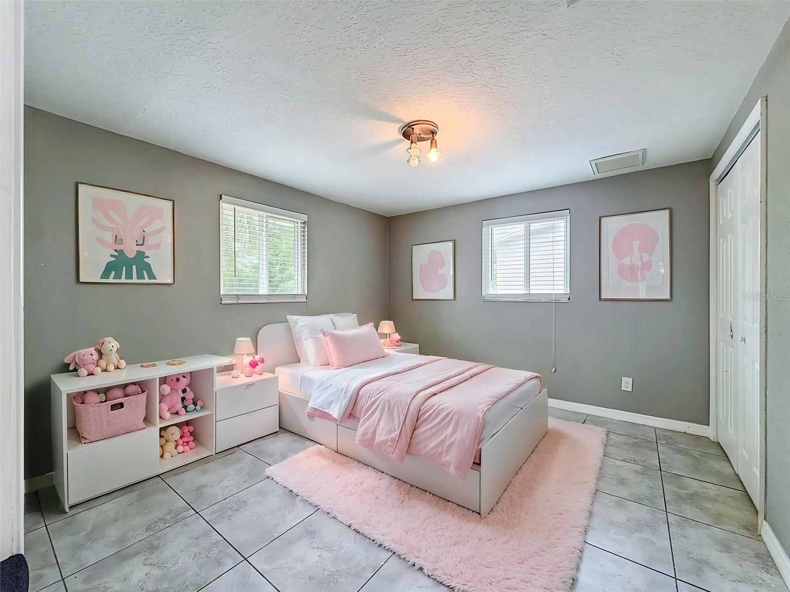 4925 BEACON HILL DR — photo 35