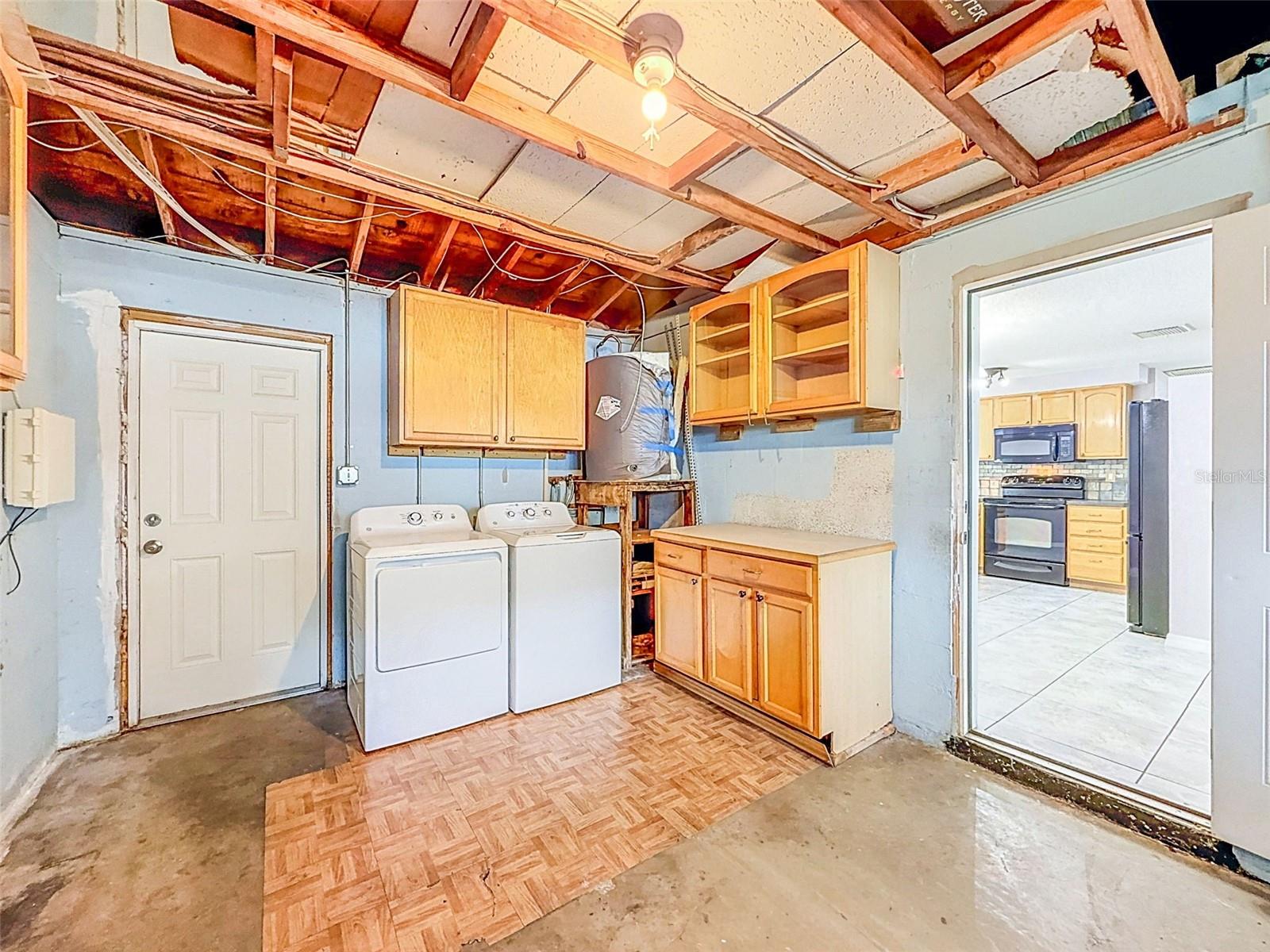 4925 BEACON HILL DR — photo 38