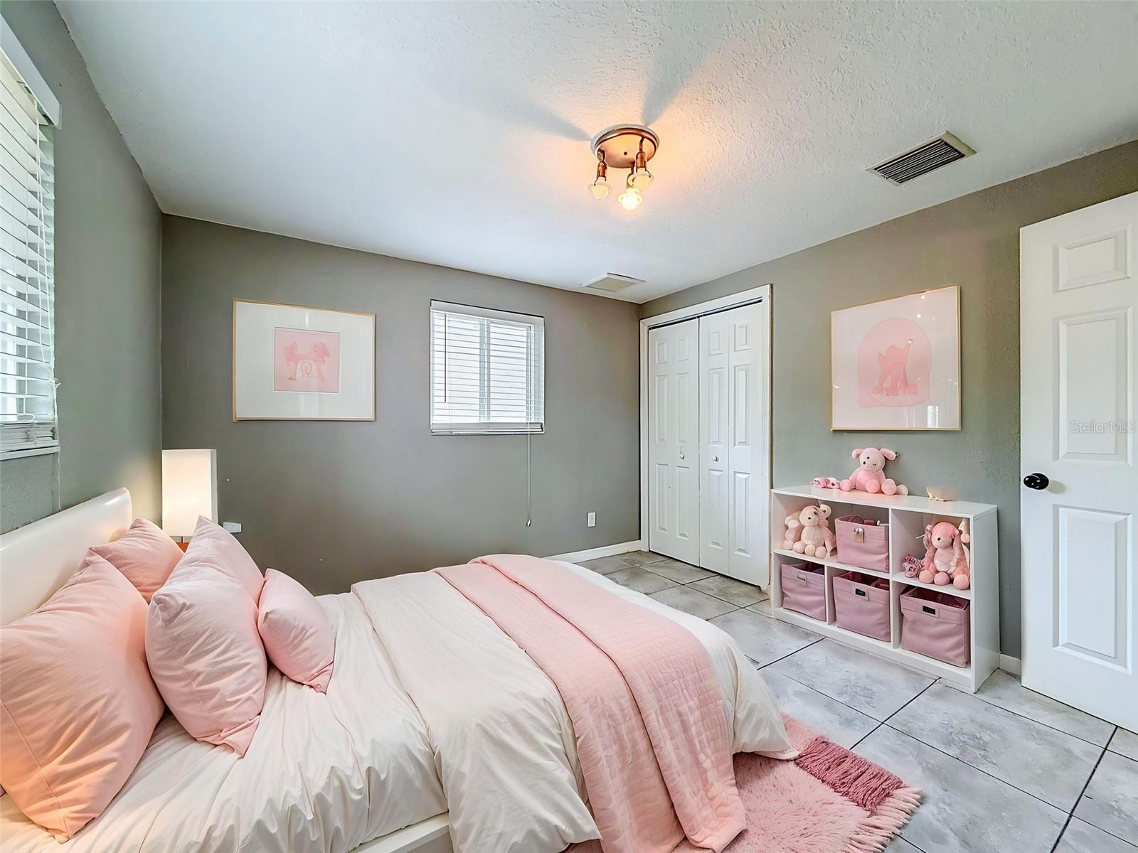 4925 BEACON HILL DR — photo 32