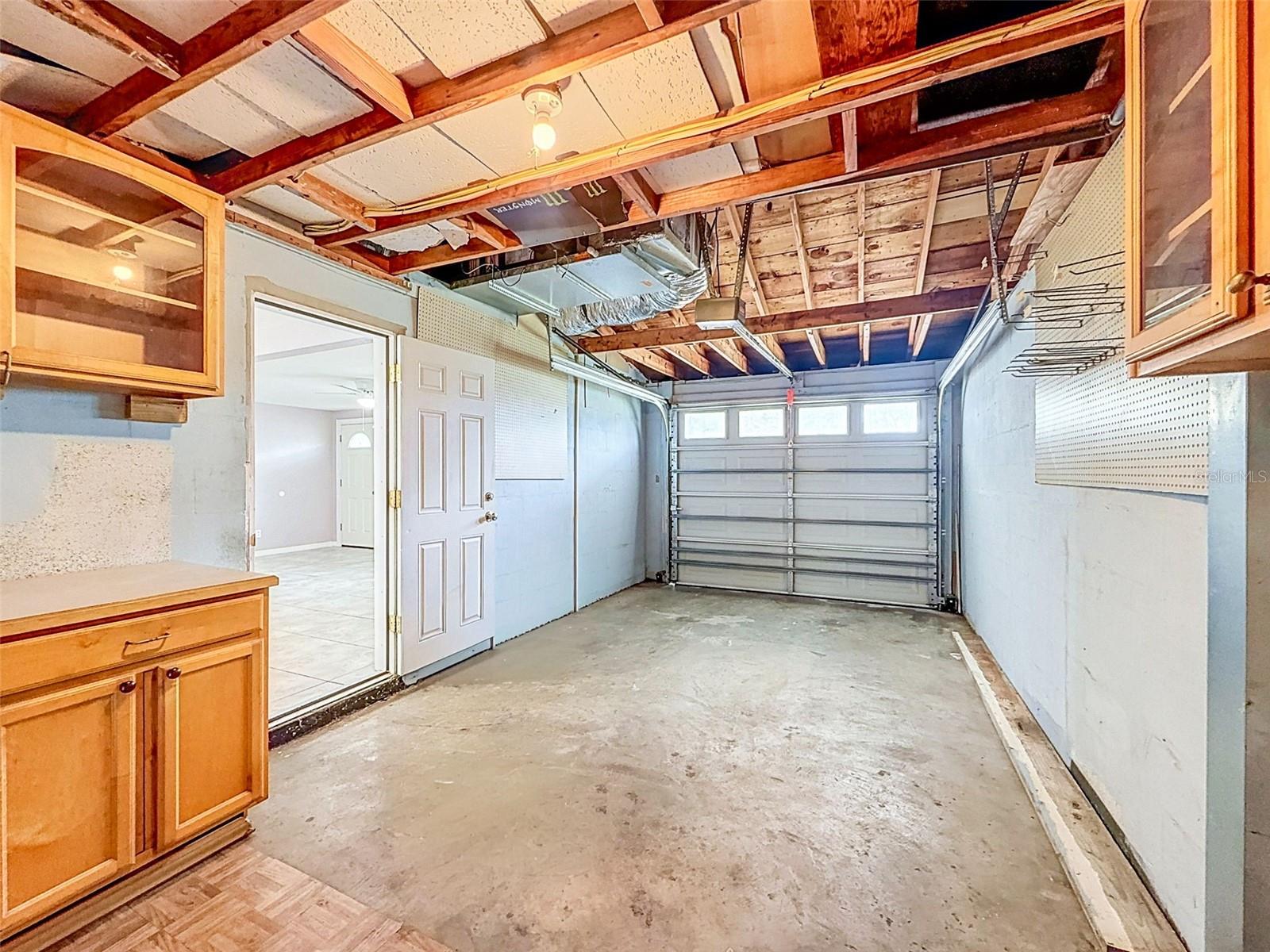 4925 BEACON HILL DR — photo 40