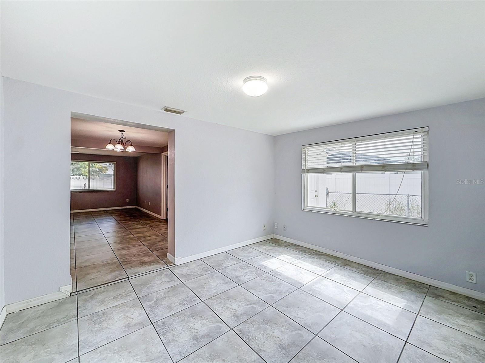 4925 BEACON HILL DR — photo 20