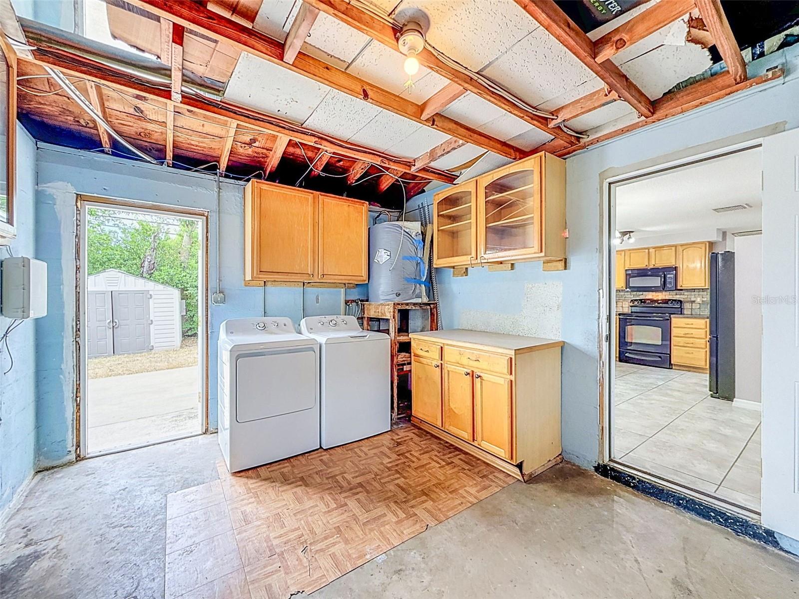 4925 BEACON HILL DR — photo 37