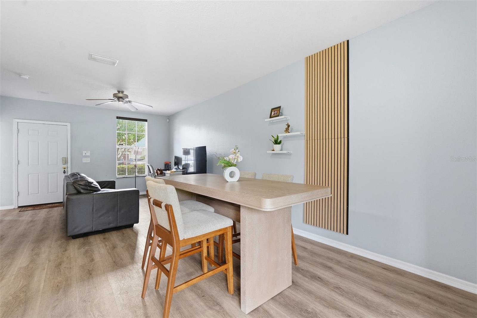 1250 CHARLESWORTH DR — photo 38