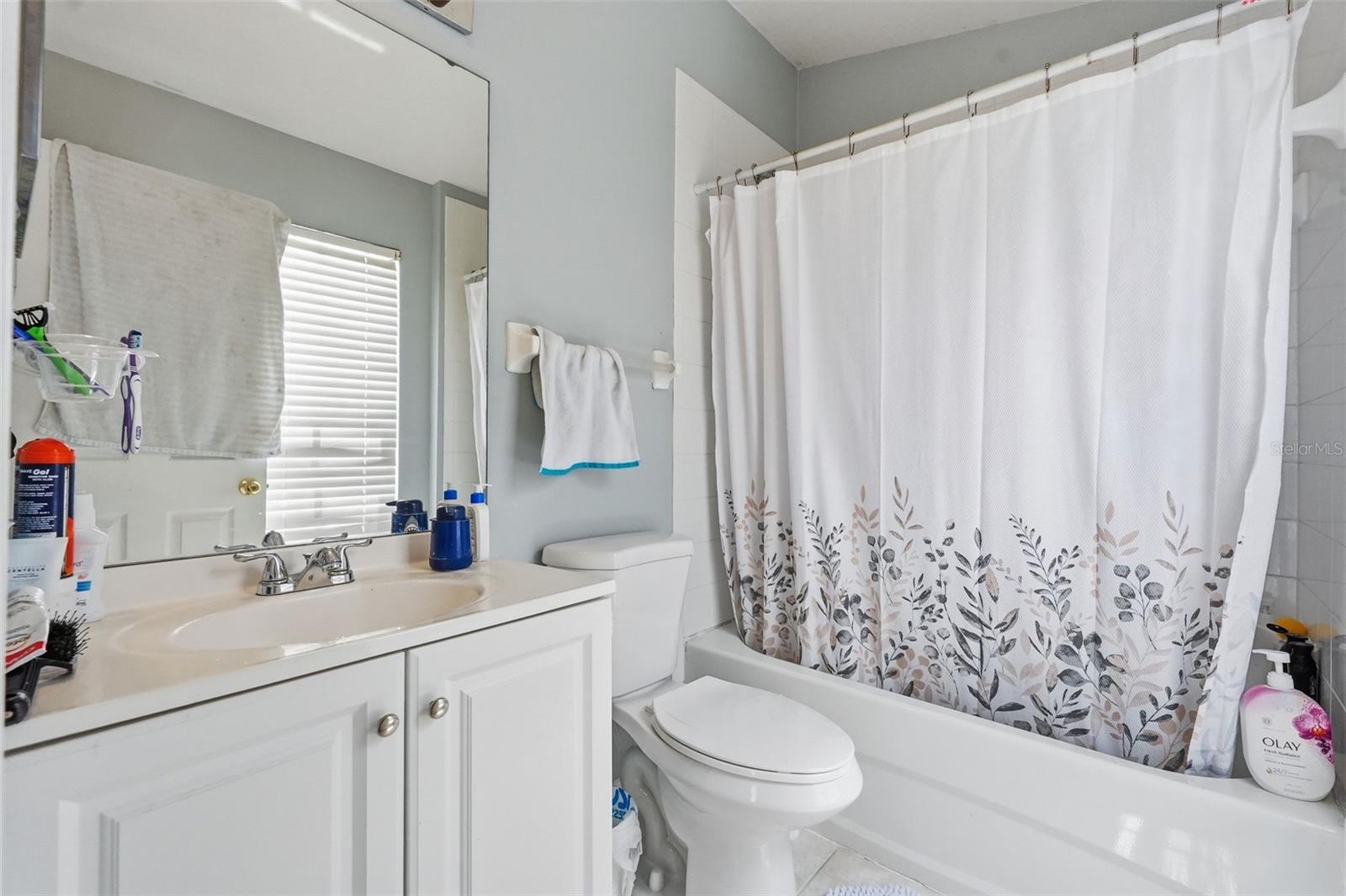 1250 CHARLESWORTH DR — photo 28