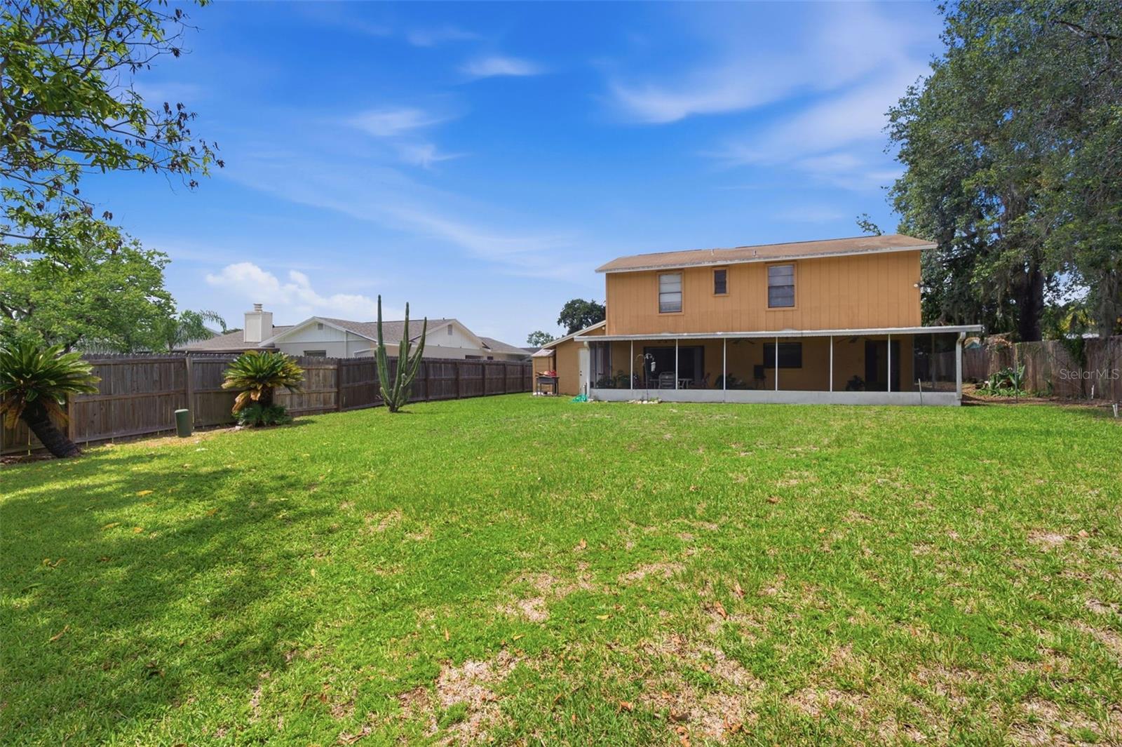 15806 PENNINGTON RD — photo 42
