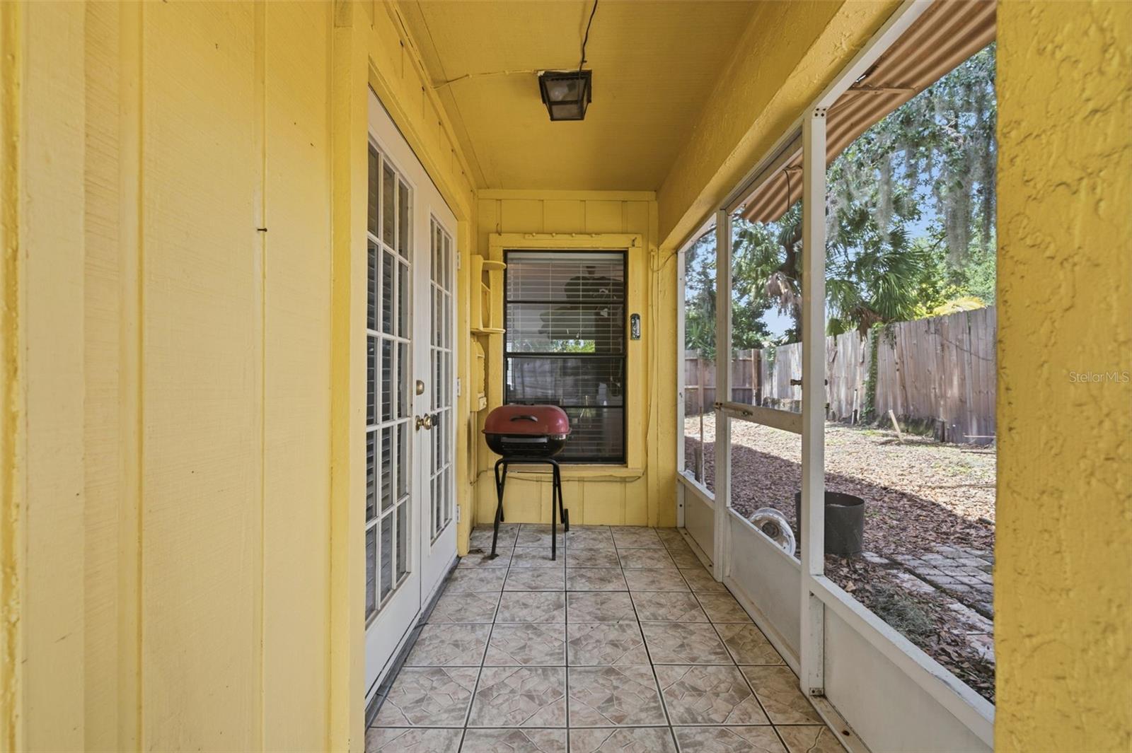 15806 PENNINGTON RD — photo 40