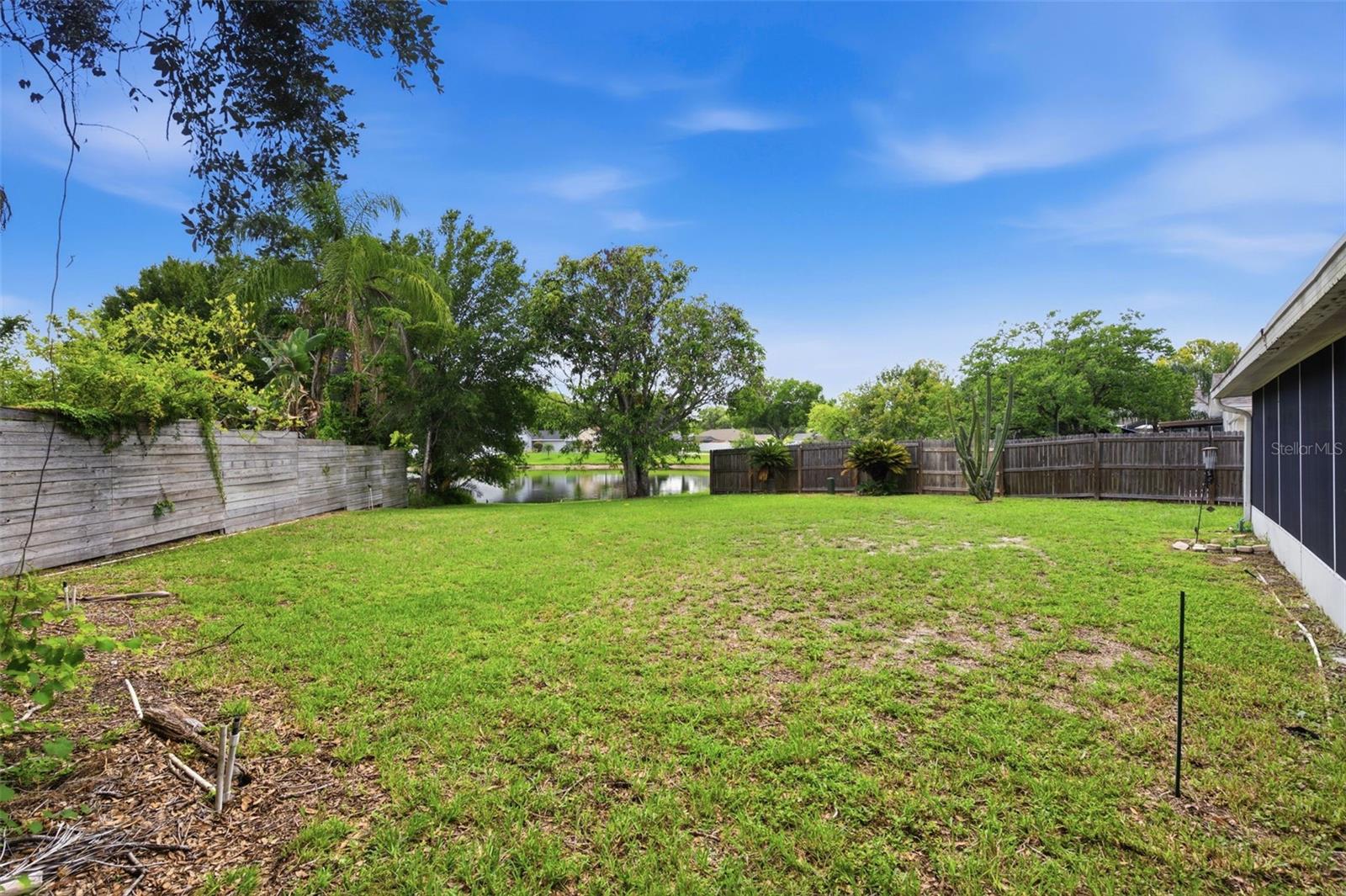 15806 PENNINGTON RD — photo 41