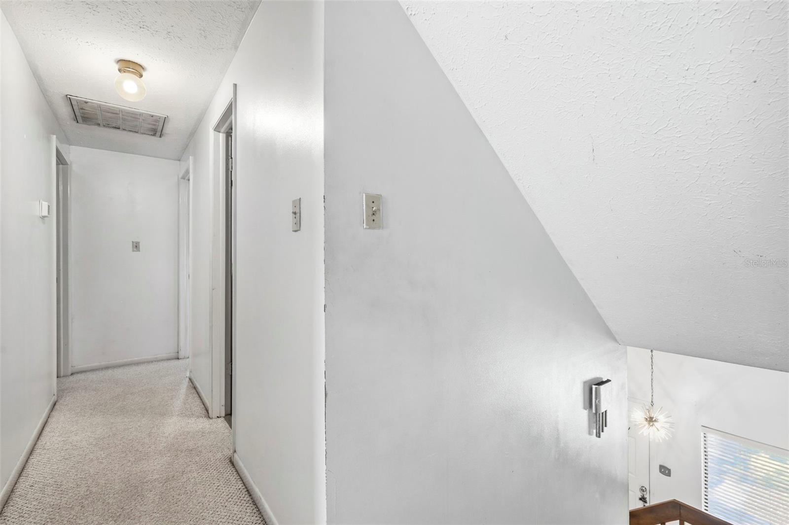 15806 PENNINGTON RD — photo 23