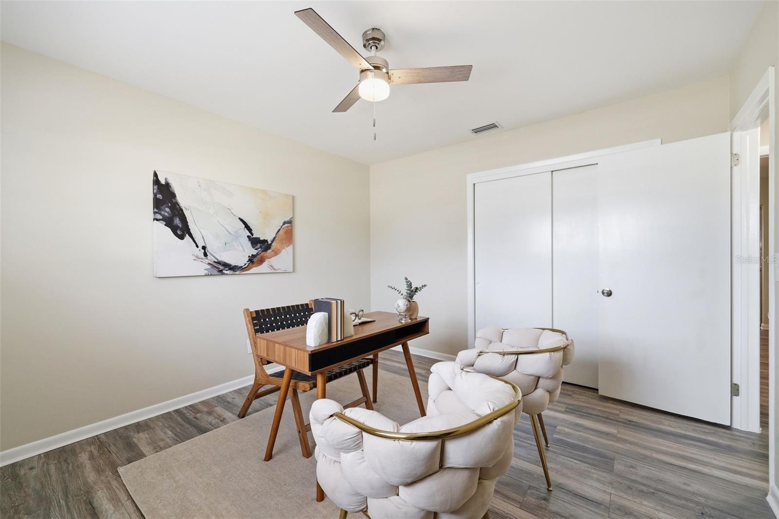 2327 W KNOLLWOOD PL — photo 24
