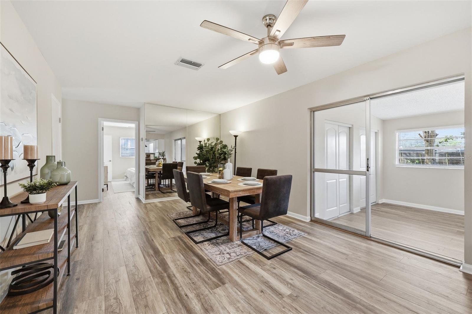 2327 W KNOLLWOOD PL — photo 15