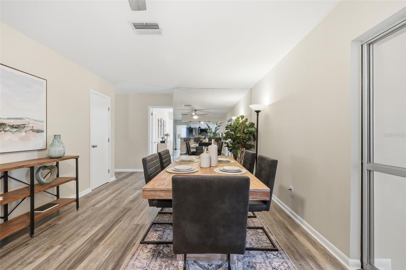 2327 W KNOLLWOOD PL — photo 13