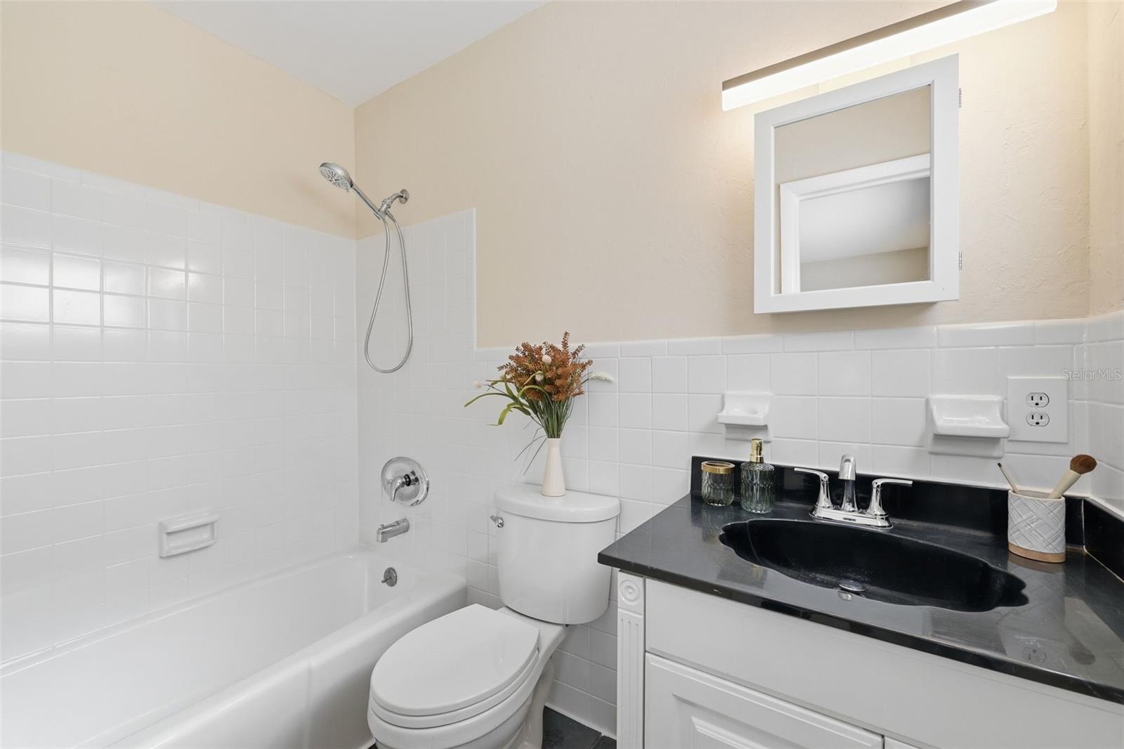 2327 W KNOLLWOOD PL — photo 12