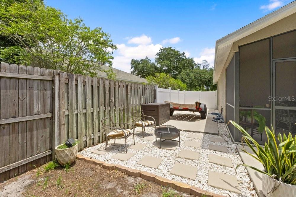 10551 MAGRATH LN — photo 30