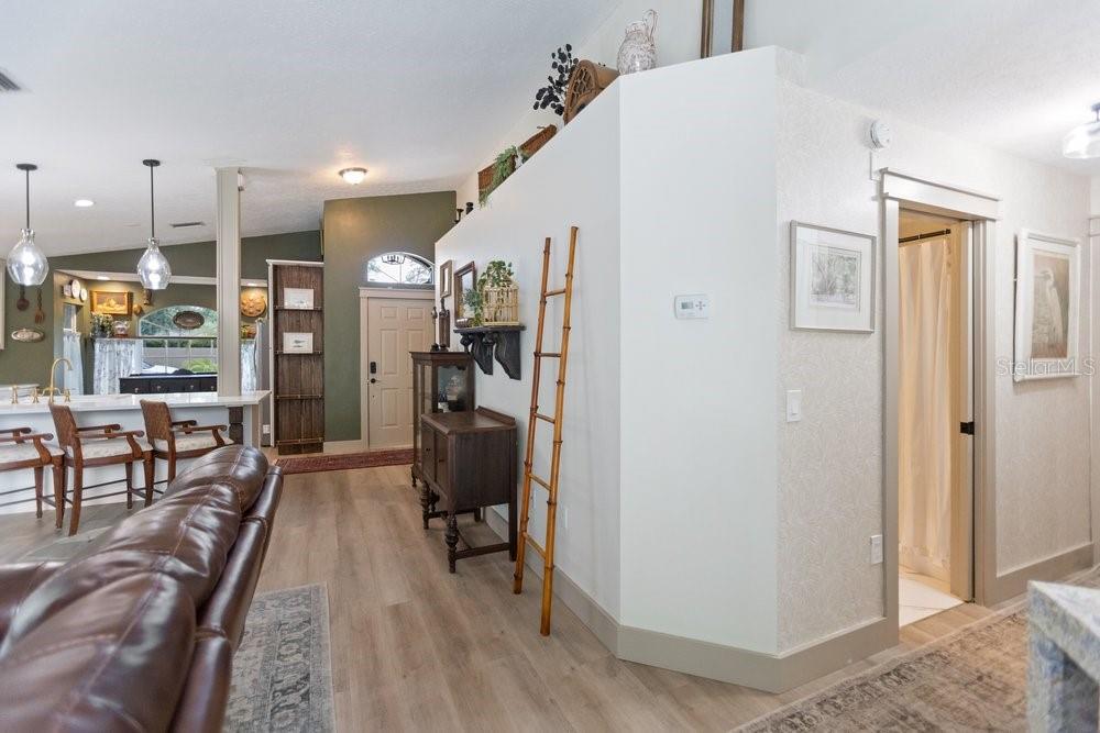 10551 MAGRATH LN — photo 15