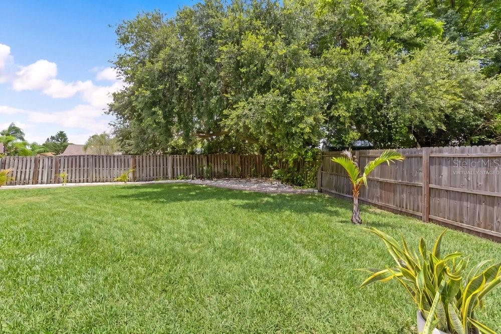 10551 MAGRATH LN — photo 34