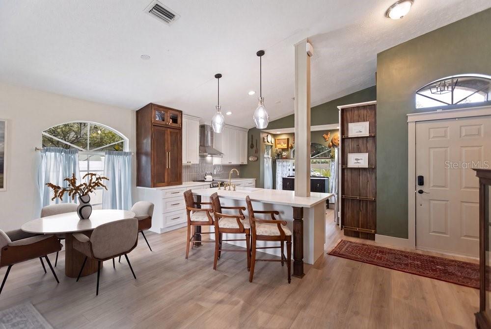 10551 MAGRATH LN — photo 10