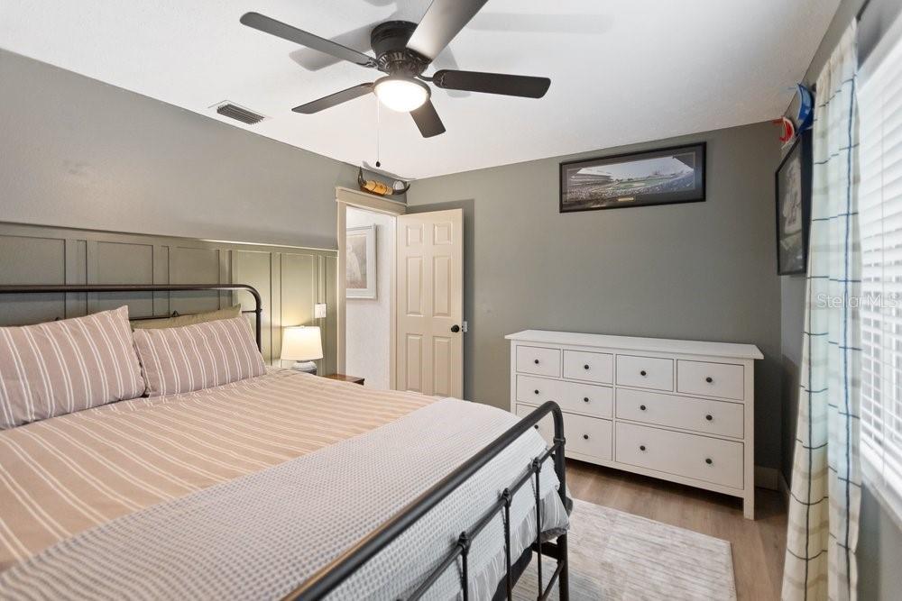 10551 MAGRATH LN — photo 22