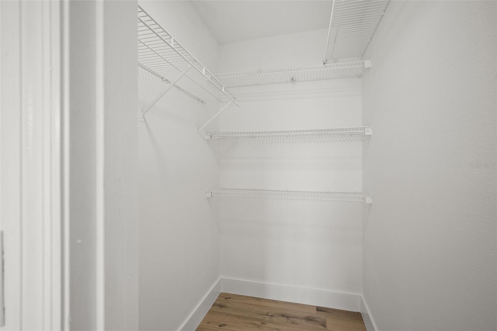10224 MERRIMAC MANOR DR — photo 21